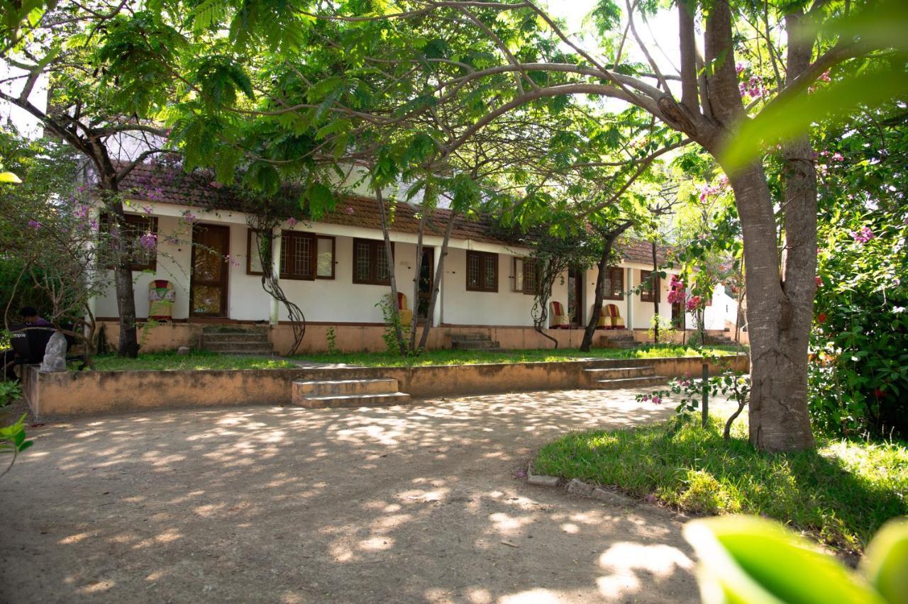 Tiruvannāmalai 高山假日旅馆酒店 外观 照片