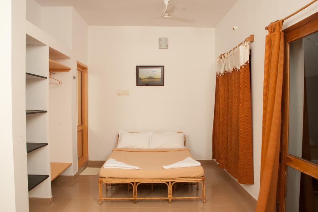 Tiruvannāmalai 高山假日旅馆酒店 外观 照片